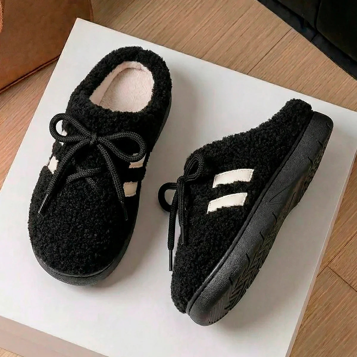 Cosy Run Plush Slippers: Soft, Stylish, Thick Sole, Modern Comfort Footwear