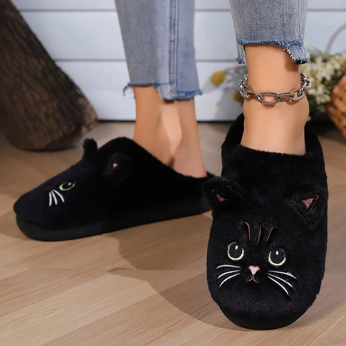 Kitten Plush Cosy Slippers