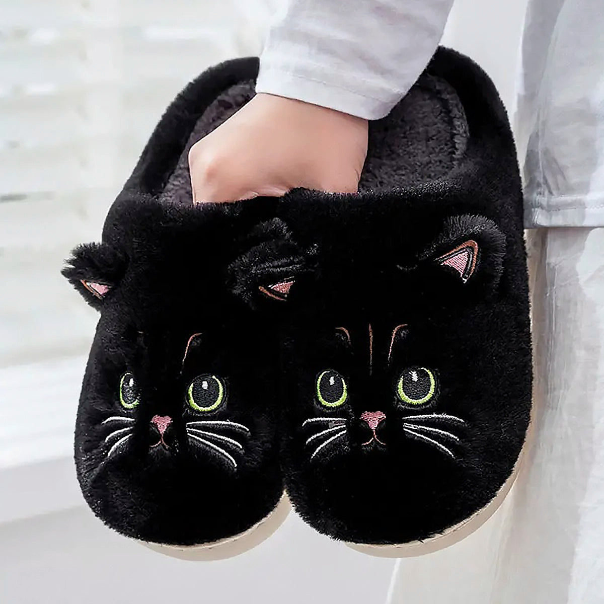 Kitten Plush Cosy Slippers