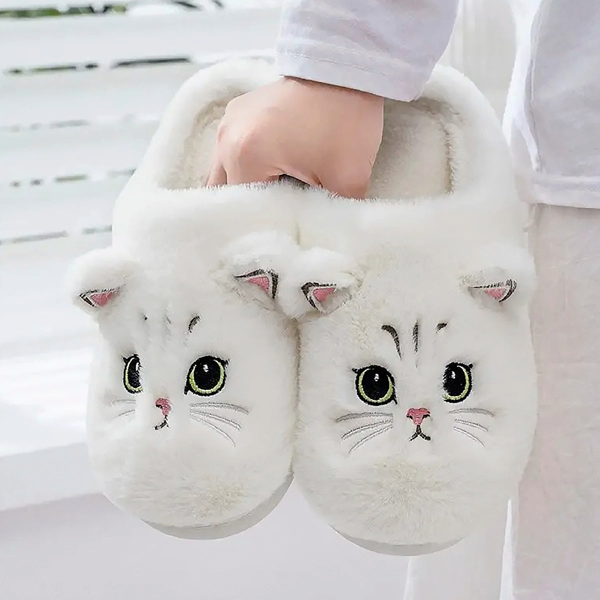 Kitten Plush Cosy Slippers