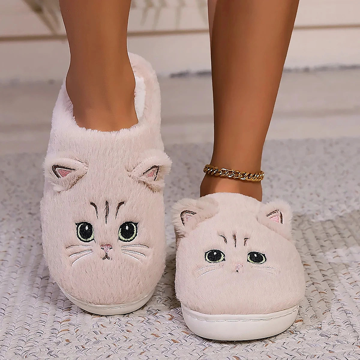 Kitten Plush Cosy Slippers